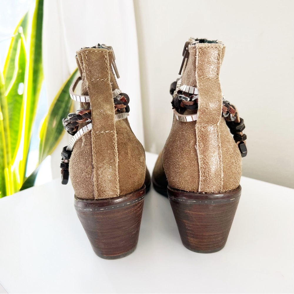 OTBT Belfair Tan Leather Zip Up Embellished Ankle Boots Size 6 - Picture 3 of 8